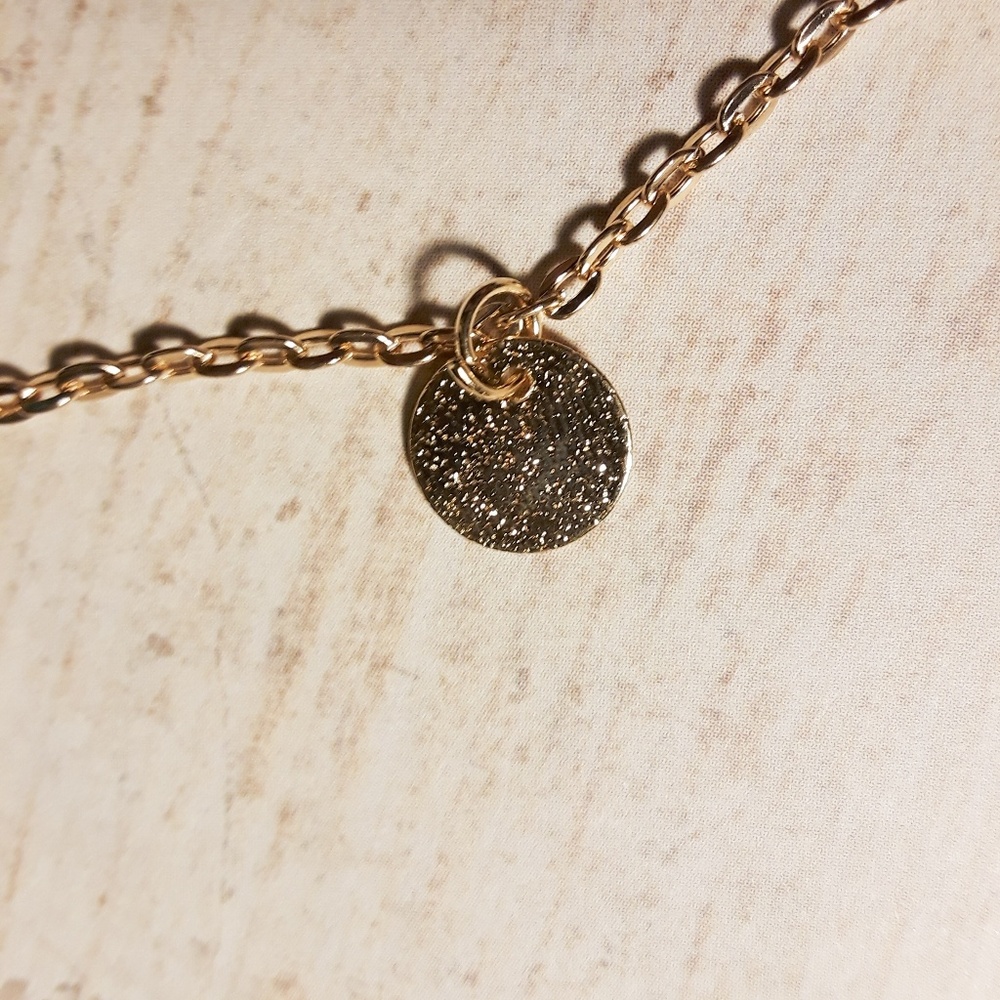 Gold Layered Chain Coin Leaf Black Beaded Necklace - Picture 4 of 6
